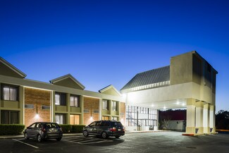 Plus de détails pour Quality Inn & Suites | Redev Opportunity – à vendre, Ruther Glen, VA